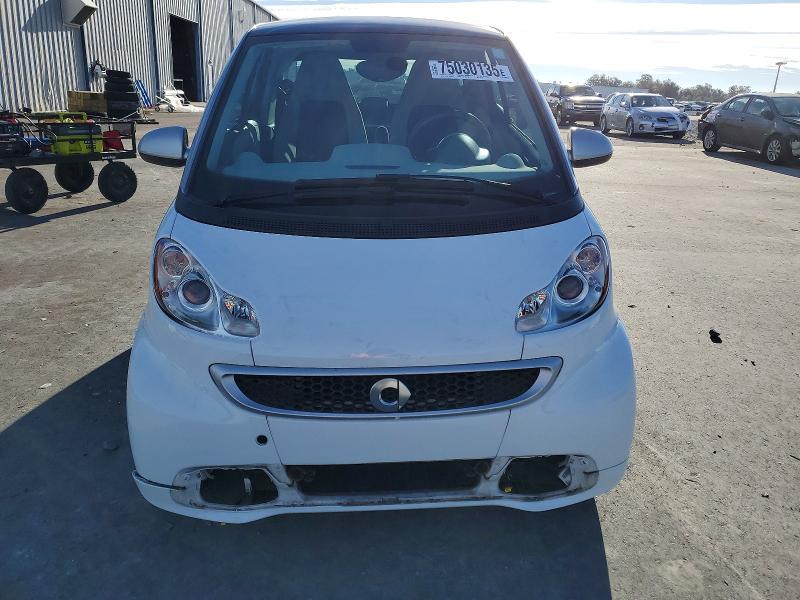 Photo 5 from auction – 2013 SMART FORTWO PUR with VIN WMEEJ3BA6DK606442