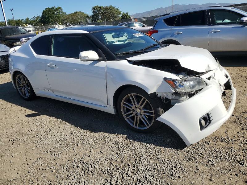Photo 4 from auction – 2012 TOYOTA SCION TC with VIN JTKJF5C76C3040300