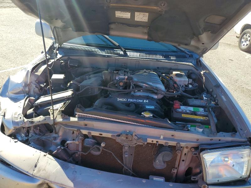 Photo 12 from auction – 2002 TOYOTA 4RUNNER SR with VIN JT3GN86R620257630