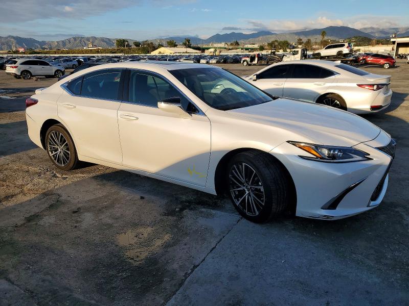 Photo 4 from auction – 2025 LEXUS ES with VIN 58ADA1C1XSU070047