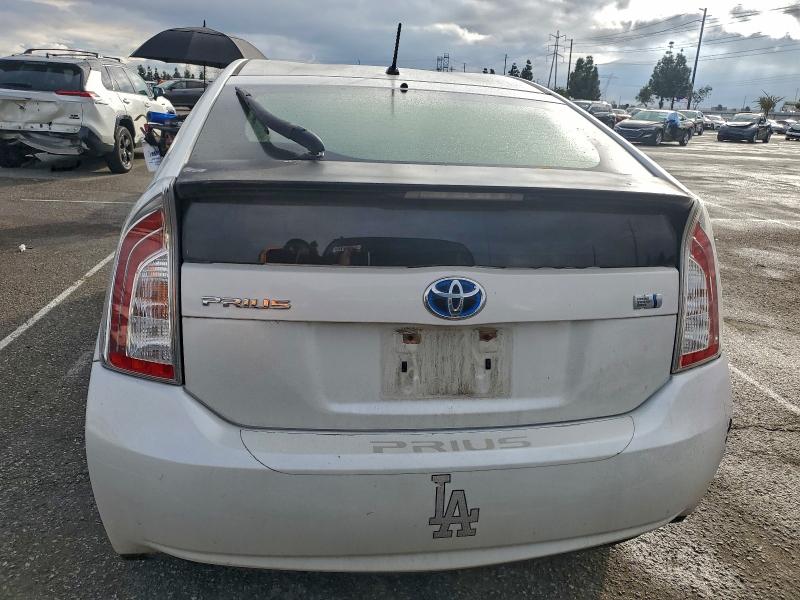 Photo 6 from auction – 2013 TOYOTA PRIUS with VIN JTDKN3DU5D1716689