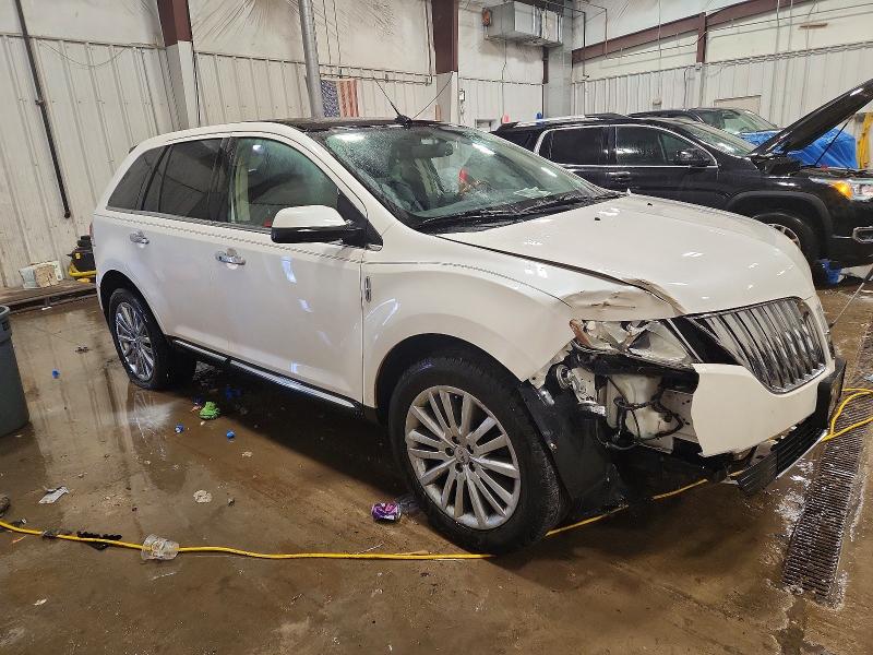 Photo 4 from auction – 2011 LINCOLN MKX with VIN 2LMDJ8JK1BBJ28830