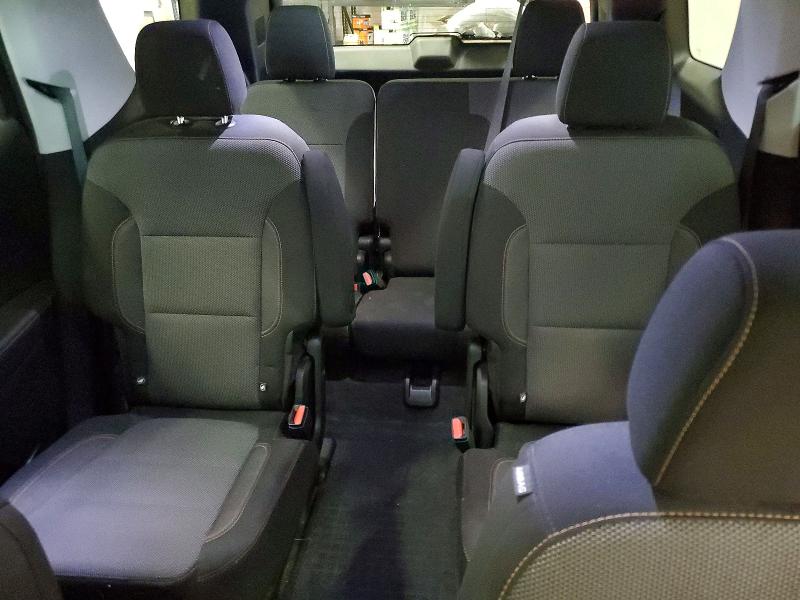 Photo 10 from auction – 2019 CHEVROLET TRAVERSE with VIN 1GNERGKW0KJ215212