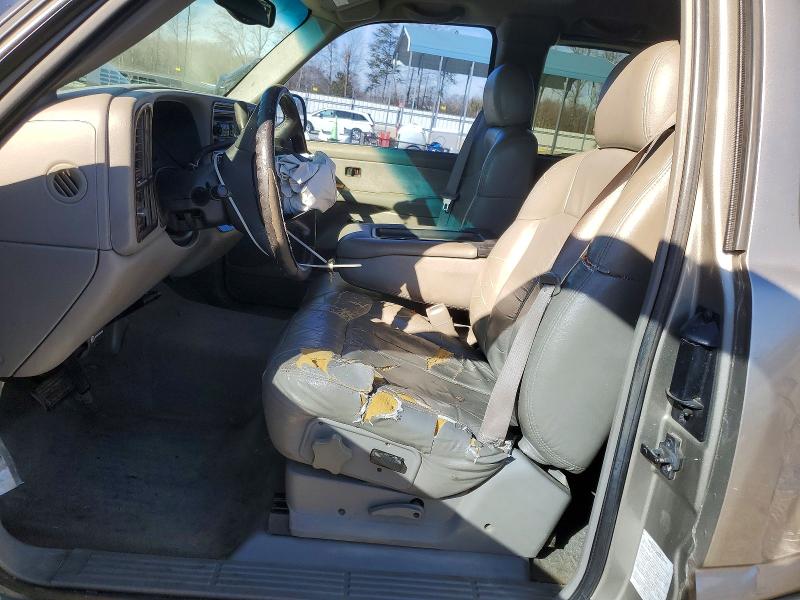 Photo 7 from auction – 2000 CHEVROLET SILVERADO with VIN 1GCEK19T2YE364499