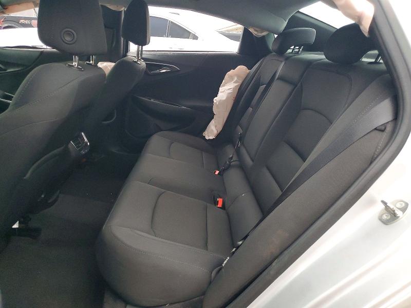 Photo 10 from auction – 2017 CHEVROLET MALIBU LT with VIN 1G1ZE5ST3HF107526