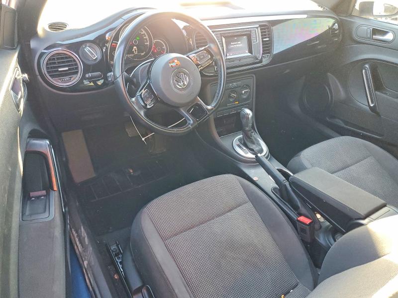 Photo 8 from auction – 2019 VOLKSWAGEN BEETLE S with VIN 3VWFD7AT1KM706620