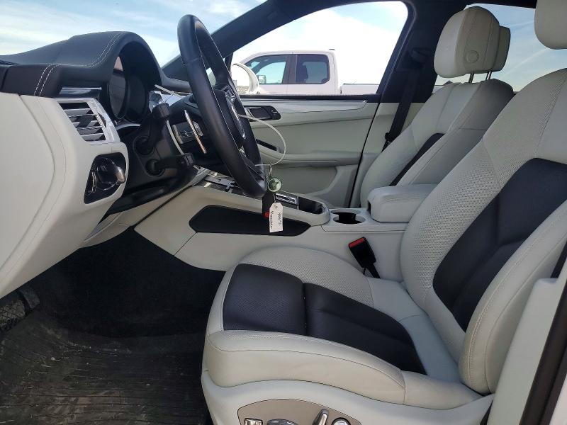 Photo 7 from auction – 2023 PORSCHE MACAN S with VIN WP1AG2A55PLB35861