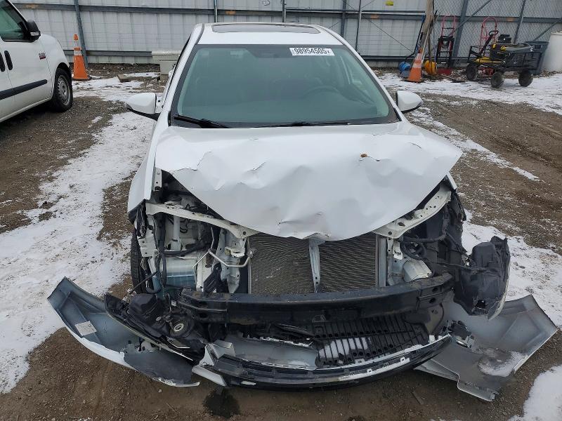 Photo 5 from auction – 2014 TOYOTA COROLLA L with VIN 2T1BURHE7EC007803