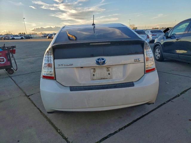 Photo 6 from auction – 2010 TOYOTA PRIUS with VIN JTDKN3DU0A0015091