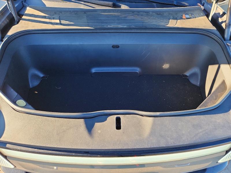 Photo 11 from auction – 2022 RIVIAN R1S LAUNCH with VIN 7PDSGABL9NN001488