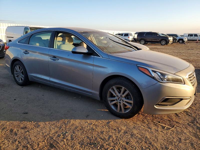 Photo 4 from auction – 2016 HYUNDAI SONATA SE with VIN 5NPE24AF0GH378116