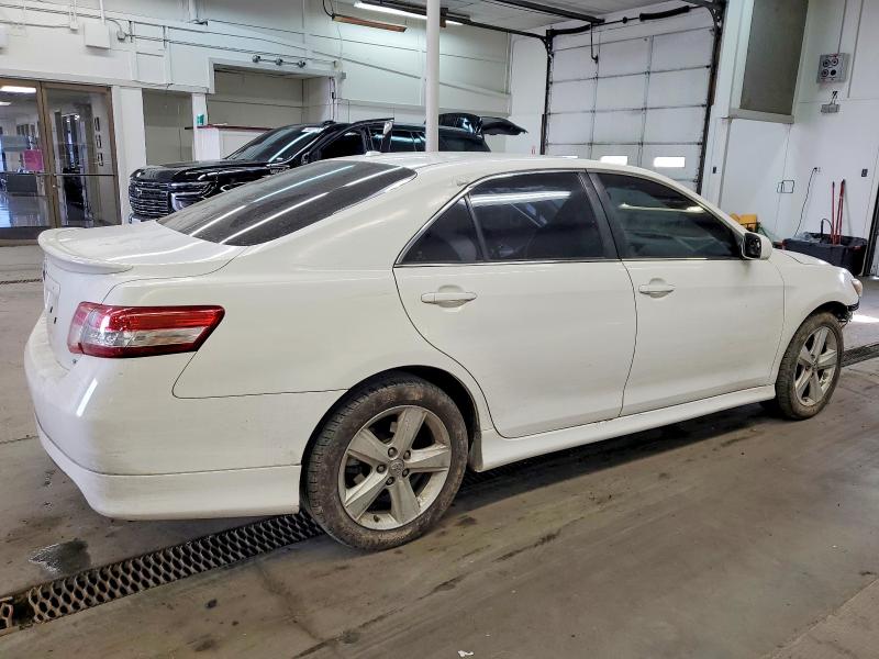 Foto 3 de la subasta – 2011 TOYOTA CAMRY con VIN 4T1BF3EK3BU752947
