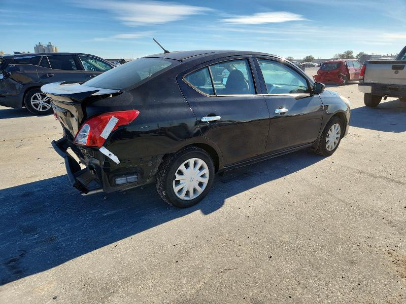 Photo 3 from auction – 2018 NISSAN VERSA S with VIN 3N1CN7AP1JL869779
