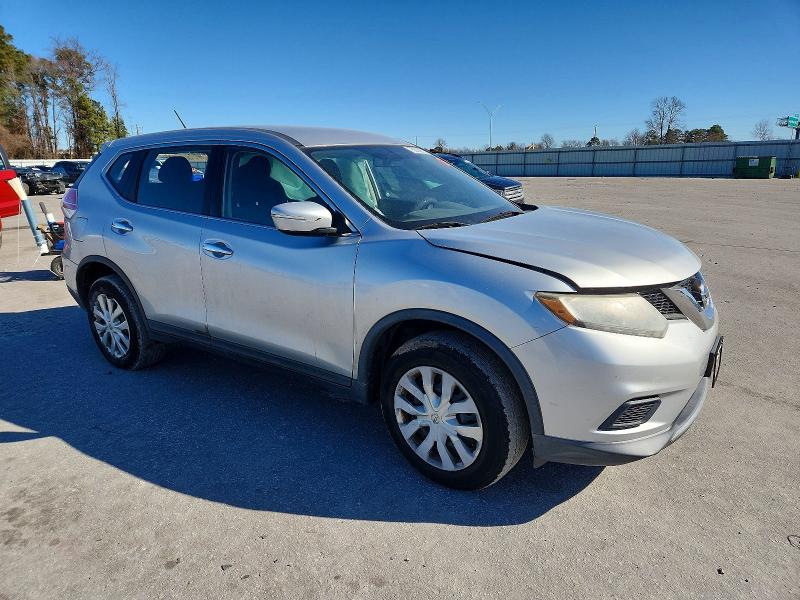 Photo 4 from auction – 2015 NISSAN ROGUE S with VIN KNMAT2MV7FP566203