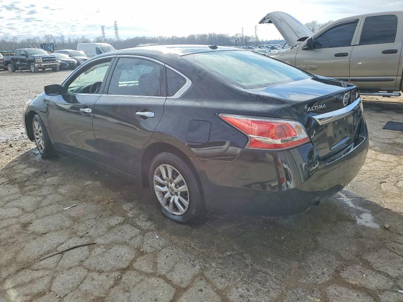 Photo 2 from auction – 2015 NISSAN ALTIMA 2.5 with VIN 1N4AL3APXFC410309