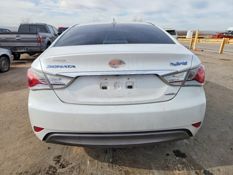 Photo 6 from auction – 2013 HYUNDAI SONATA with VIN KMHEC4A44DA080551