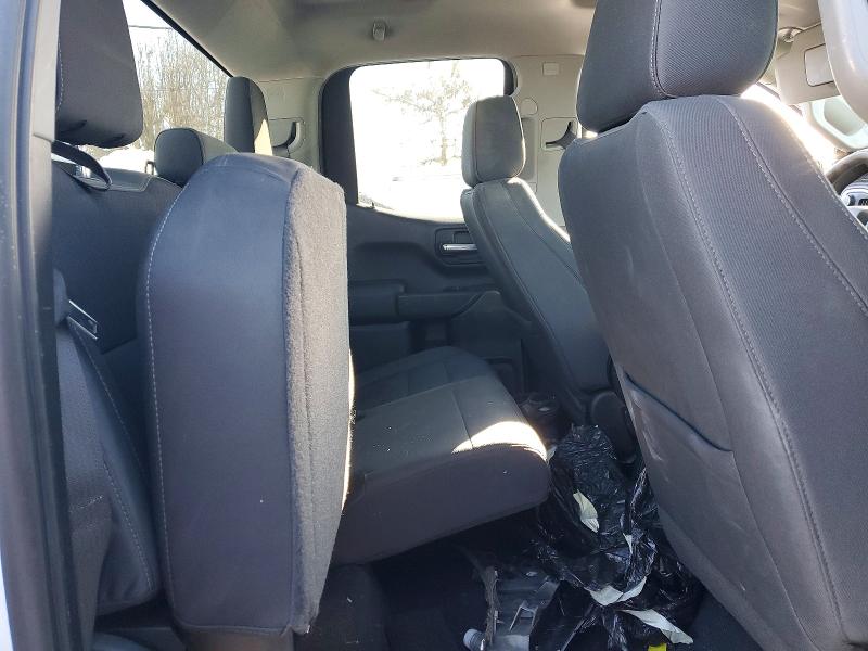 Photo 10 from auction – 2019 CHEVROLET SILVERADO with VIN 1GCRYDEK8KZ195460