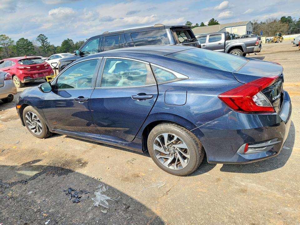 Photo 2 from auction – 2016 HONDA CIVIC EX with VIN 19XFC2F72GE041586