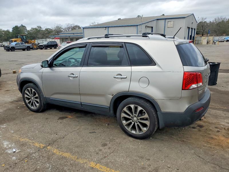 Photo 2 from auction – 2012 KIA SORENTO BA with VIN 5XYKT3A65CG282137