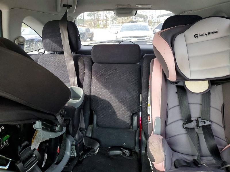 Photo 10 from auction – 2011 HONDA CR-V SE with VIN 5J6RE3H41BL018889