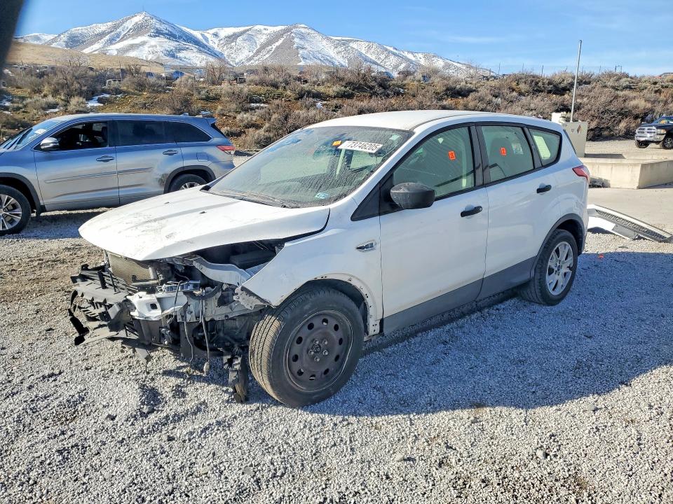 FORD ESCAPE 2014 with VIN 1FMCU0F71EUC00953 - Photo from auction