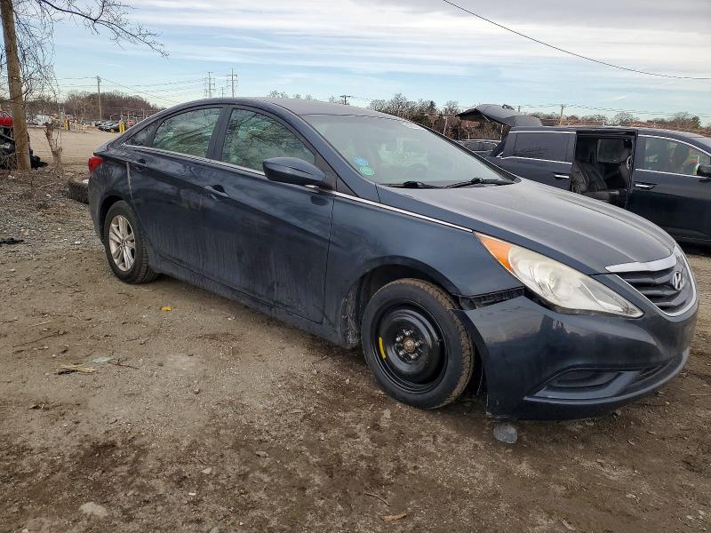 Photo 4 from auction – 2013 HYUNDAI SONATA GLS with VIN 5NPEB4AC8DH760878