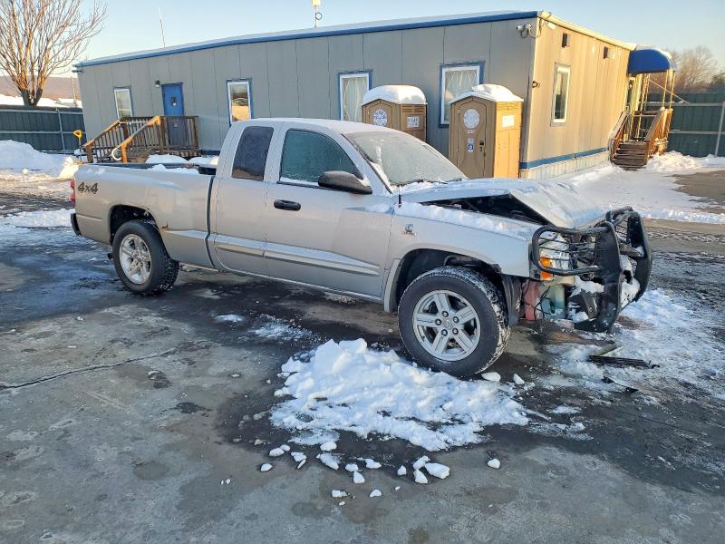 Photo 4 from auction – 2007 DODGE DAKOTA SLT with VIN 1D7HW42K27S122841