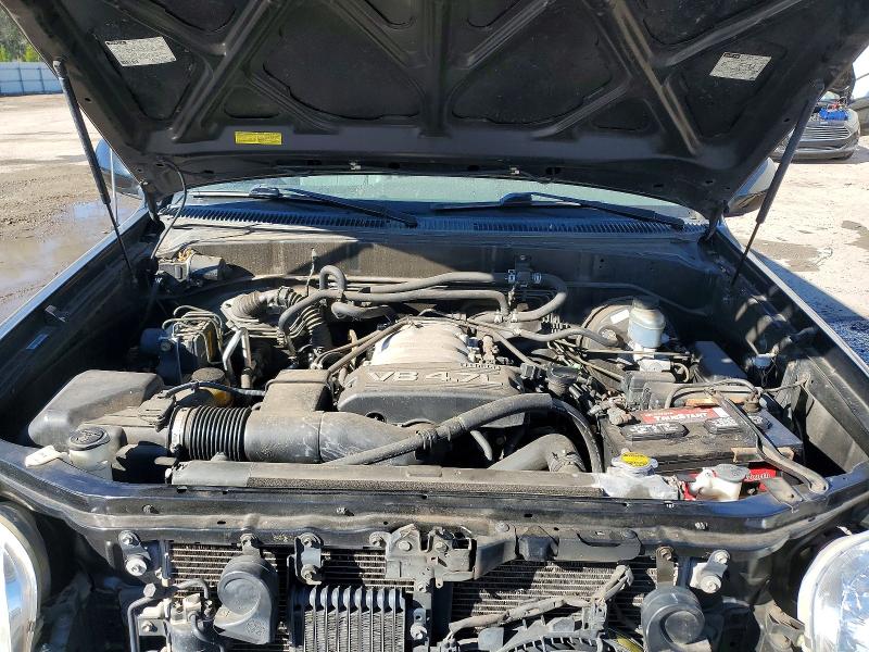 Photo 11 from auction – 2004 TOYOTA SEQUOIA LI with VIN 5TDZT38A34S229515