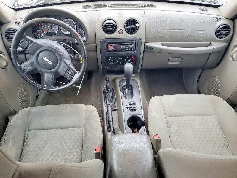 Photo 8 from auction – 2005 JEEP LIBERTY SP with VIN 1J4GL48K85W711270
