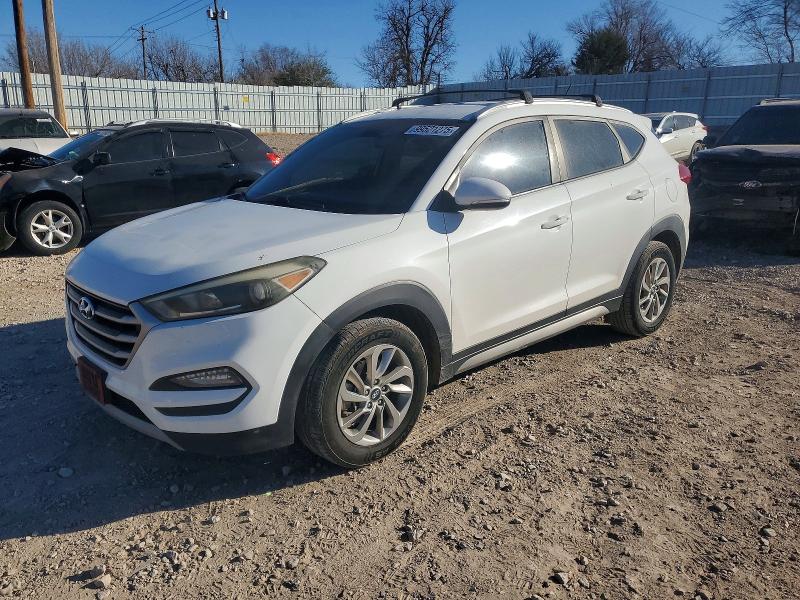 HYUNDAI TUCSON 2017 with VIN KM8J33A25HU342279 - Photo from auction