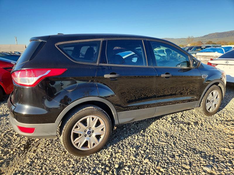 Photo 3 from auction – 2016 FORD ESCAPE S with VIN 1FMCU0F70GUC44199