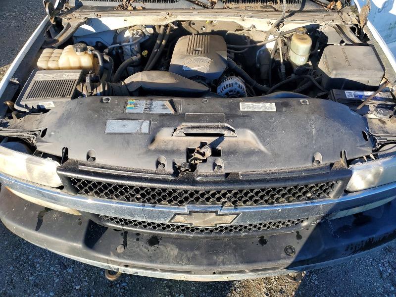 Photo 11 from auction – 2002 CHEVROLET SILVERADO with VIN 1GCHK23U72F134785