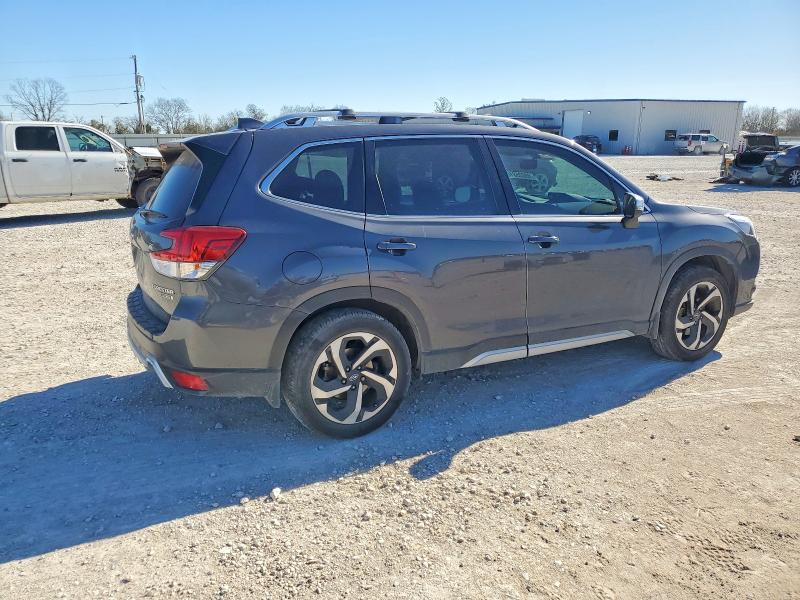 Photo 3 from auction – 2022 SUBARU FORESTER T with VIN JF2SKARC4NH488790