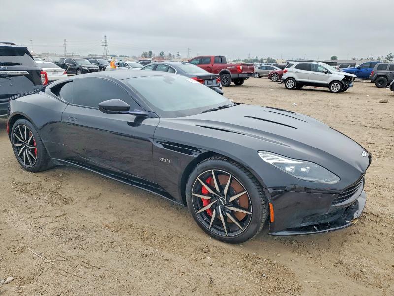 Photo 4 from auction – 2018 ASTON MARTIN DB11 with VIN SCFRMFAV8JGL03692