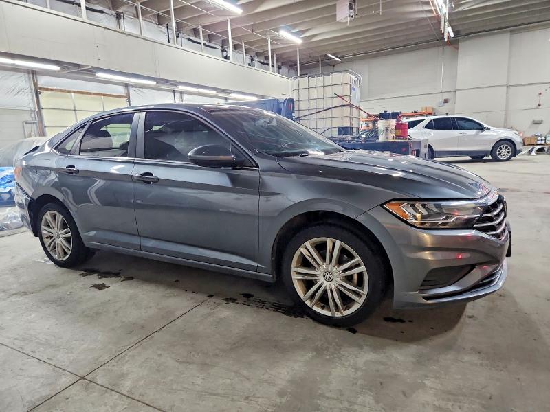 Photo 4 from auction – 2020 VOLKSWAGEN JETTA S with VIN 3VWC57BUXLM080655