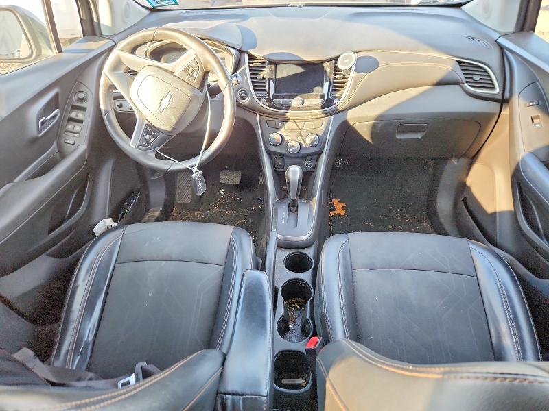 Photo 8 from auction – 2018 CHEVROLET TRAX with VIN 3GNCJPSB4JL311105