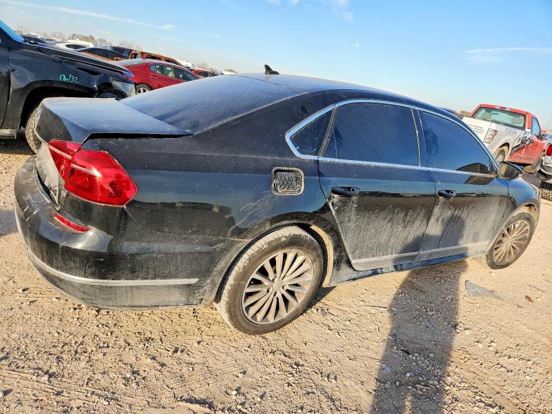 Photo 3 from auction – 2016 VOLKSWAGEN PASSAT with VIN 1VWBT7A35GC026973