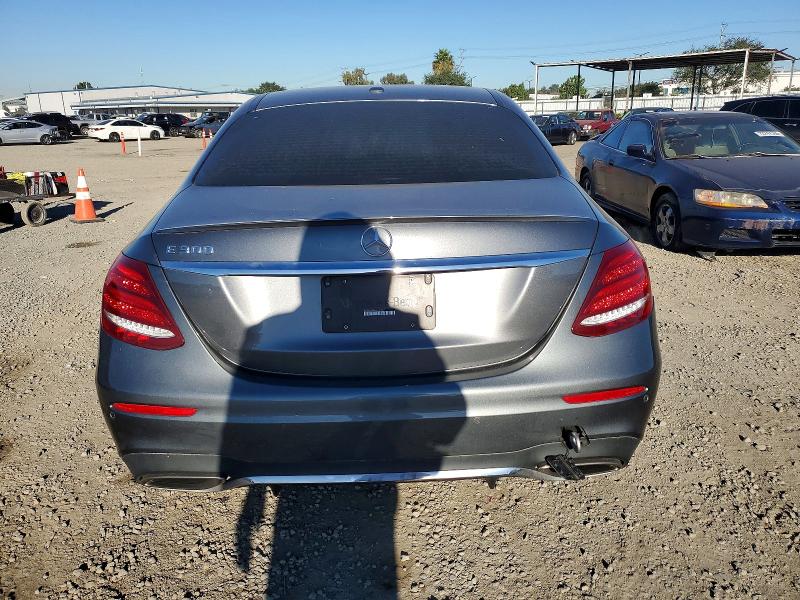 Photo 6 from auction – 2017 MERCEDES-BENZ E 300 with VIN WDDZF4JB0HA234387