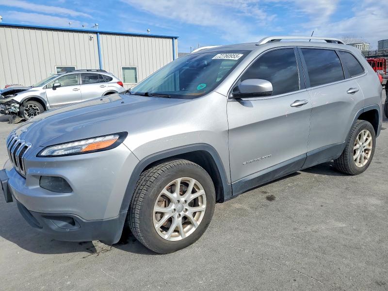 JEEP CHEROKEE L 2015 with VIN 1C4PJLCS2FW656569 - Photo from auction