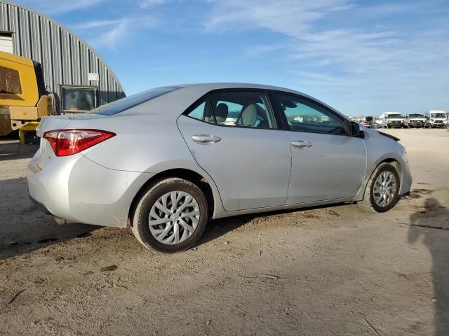 Photo 3 from auction – 2017 TOYOTA COROLLA L with VIN 5YFBURHEXHP686843
