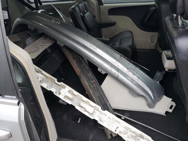 Photo 13 from auction – 2014 CHRYSLER TOWN & COU with VIN 2C4RC1BG0ER332404