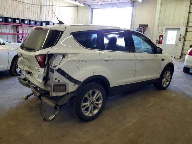 Photo 3 from auction – 2019 FORD ESCAPE SE with VIN 1FMCU9GD5KUC27478