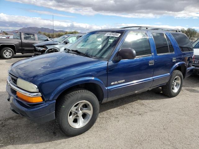 CHEVROLET BLAZER 2002 with VIN 1GNCS13WX2K129584 - Photo from auction