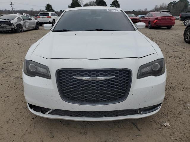 Photo 5 from auction – 2019 CHRYSLER 300 S with VIN 2C3CCABG5KH516281
