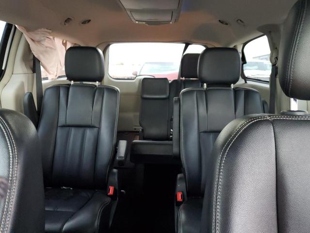 Photo 10 from auction – 2014 CHRYSLER TOWN & COU with VIN 2C4RC1BG4ER439956