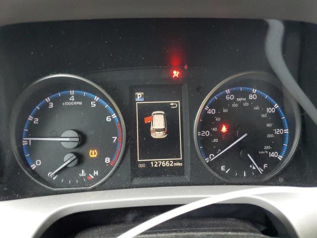 Photo 9 from auction – 2018 TOYOTA RAV4 LE with VIN 2T3BFREV1JW765523