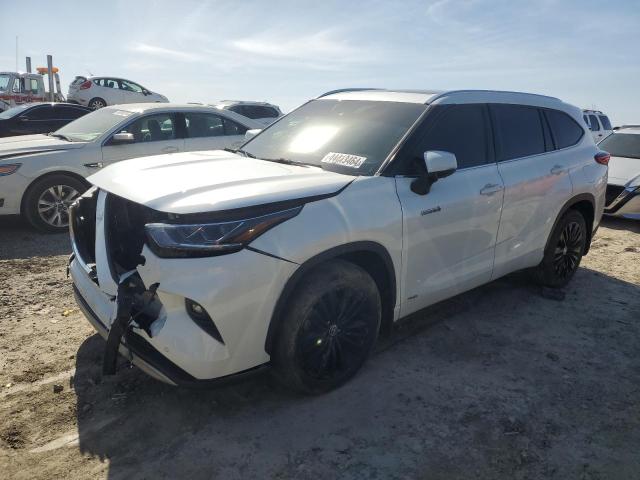 TOYOTA HIGHLANDER 2021 with VIN 5TDEBRCH0MS017163 - Photo from auction