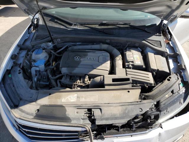 Photo 11 from auction – 2016 VOLKSWAGEN PASSAT SE with VIN 1VWBS7A34GC066321