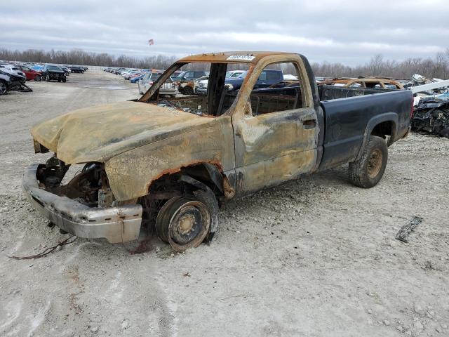 CHEVROLET SILVERADO 2004 with VIN 1GCHK24UX4E138482 - Photo from auction