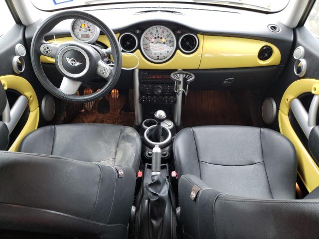 Photo 8 from auction – 2005 MINI COOPER S with VIN WMWRE33465TD93744